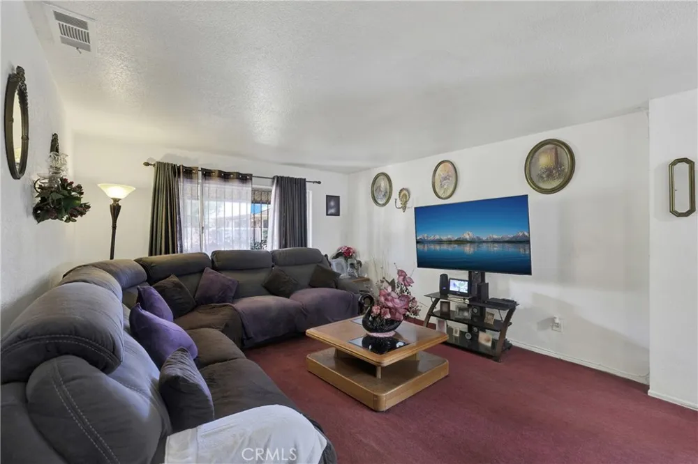 3949 BLUFF Norco, CA 92860