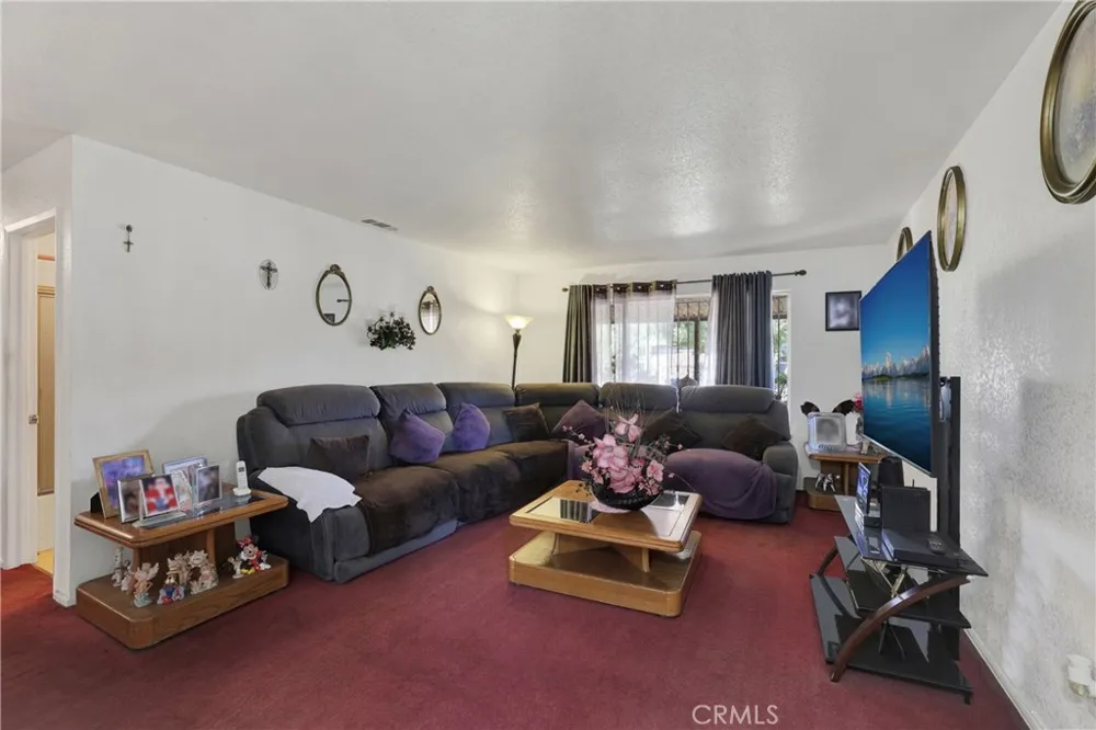 3949 BLUFF Norco, CA 92860