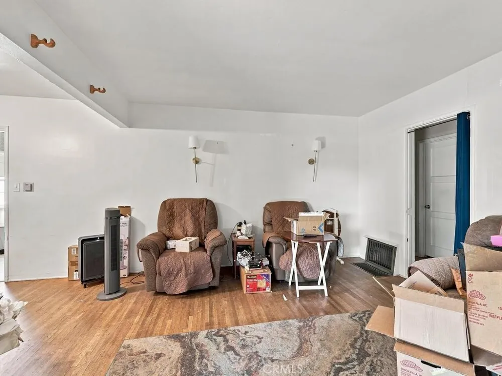 211 Martha Place Fullerton, CA 92833