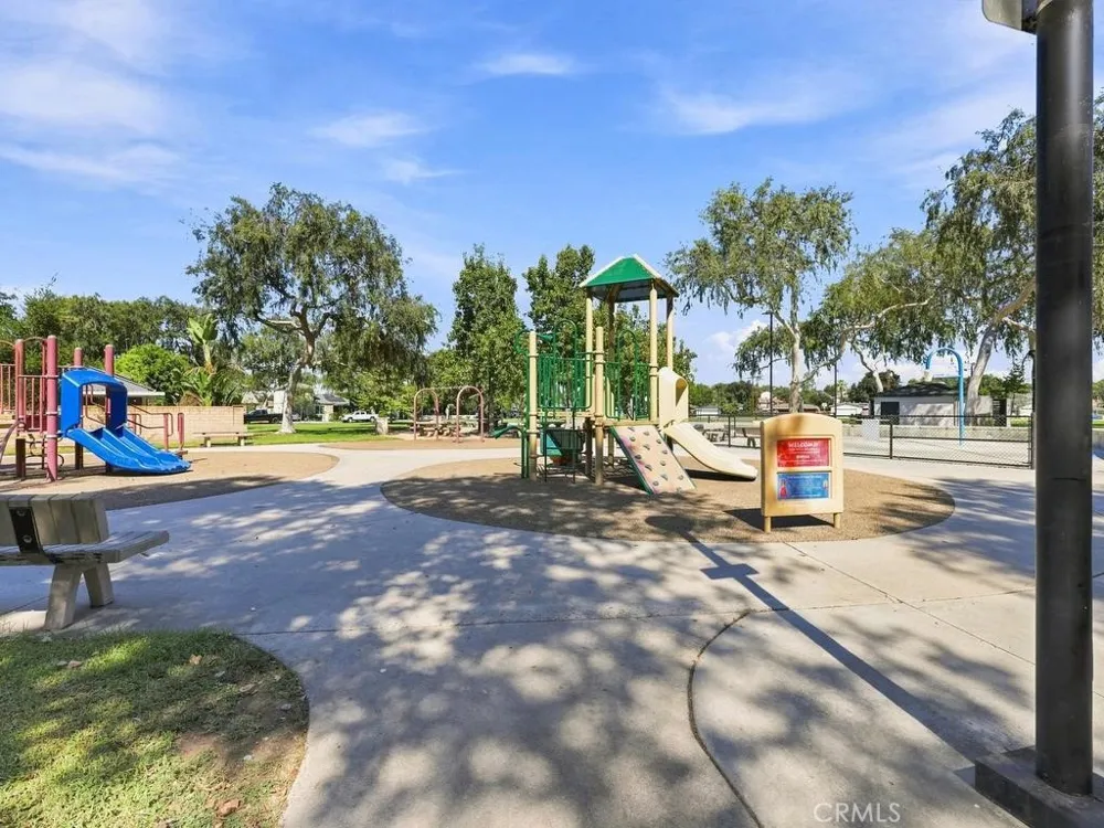 211 Martha Place Fullerton, CA 92833