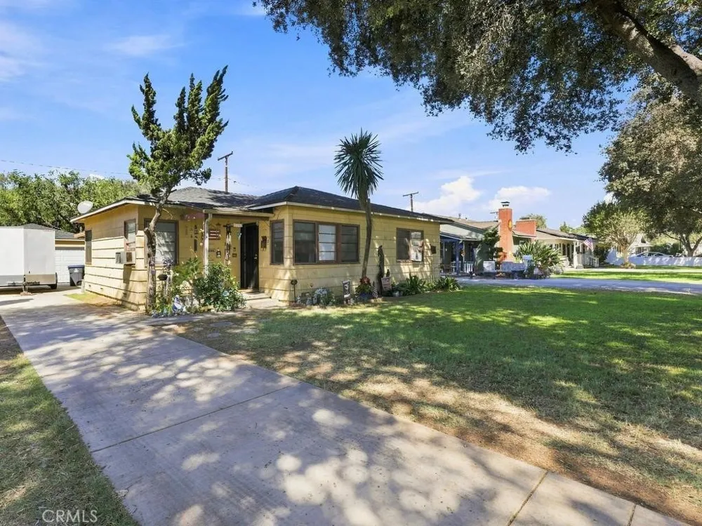 211 Martha Place Fullerton, CA 92833