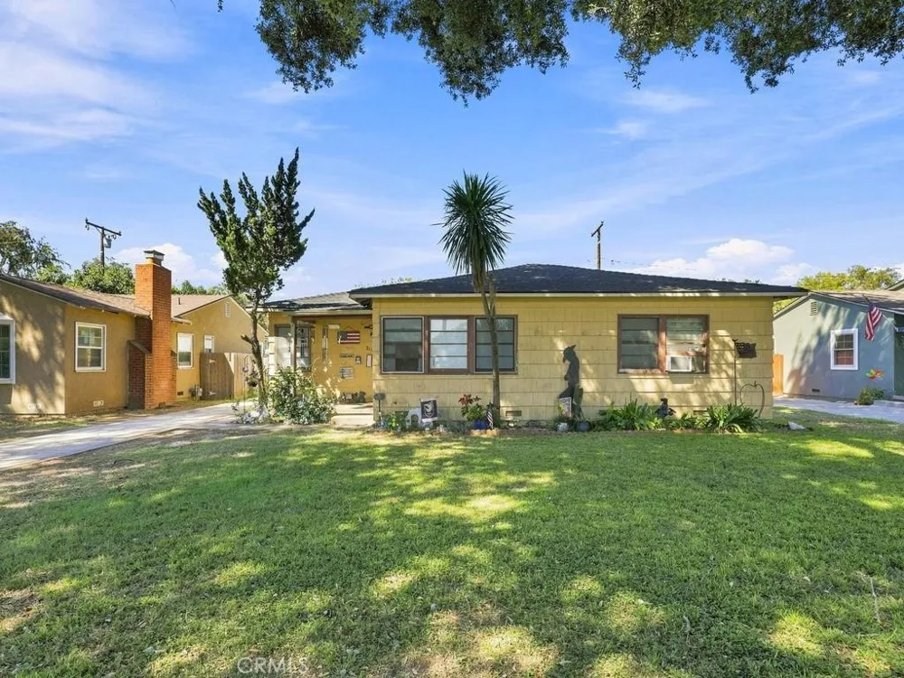 211 Martha Place Fullerton, CA 92833