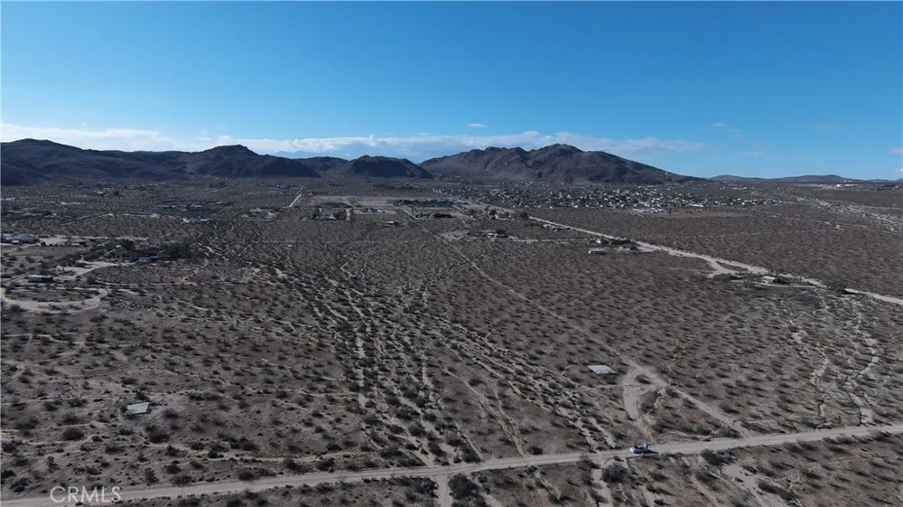 5024 Border Joshua Tree, CA 92252