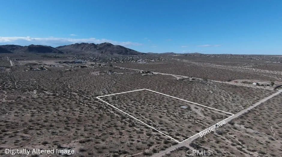 5024 Border Joshua Tree, CA 92252