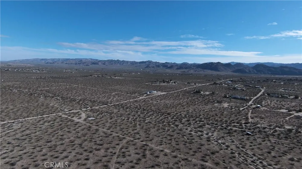5024 Border Joshua Tree, CA 92252
