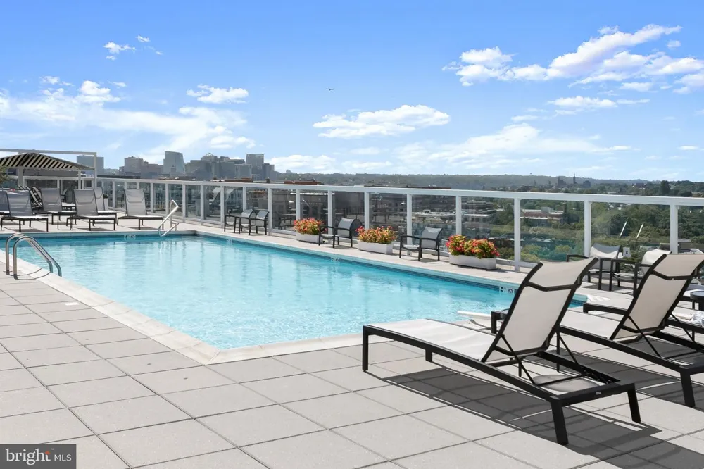1330 NEW HAMPSHIRE AVENUE NW #1018 Washington, DC 20036