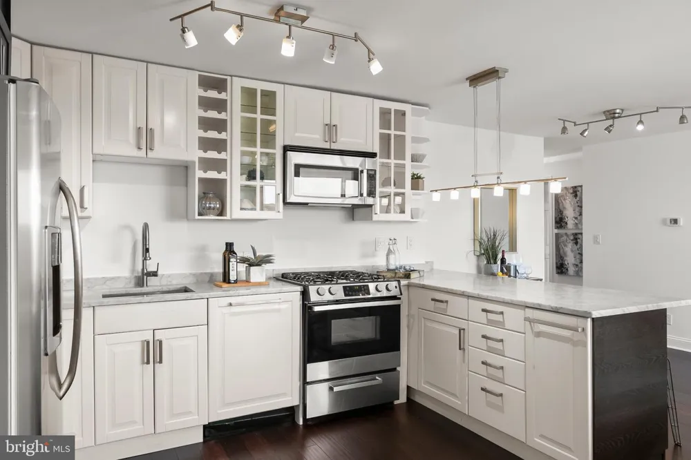 1330 NEW HAMPSHIRE AVENUE NW #1018 Washington, DC 20036