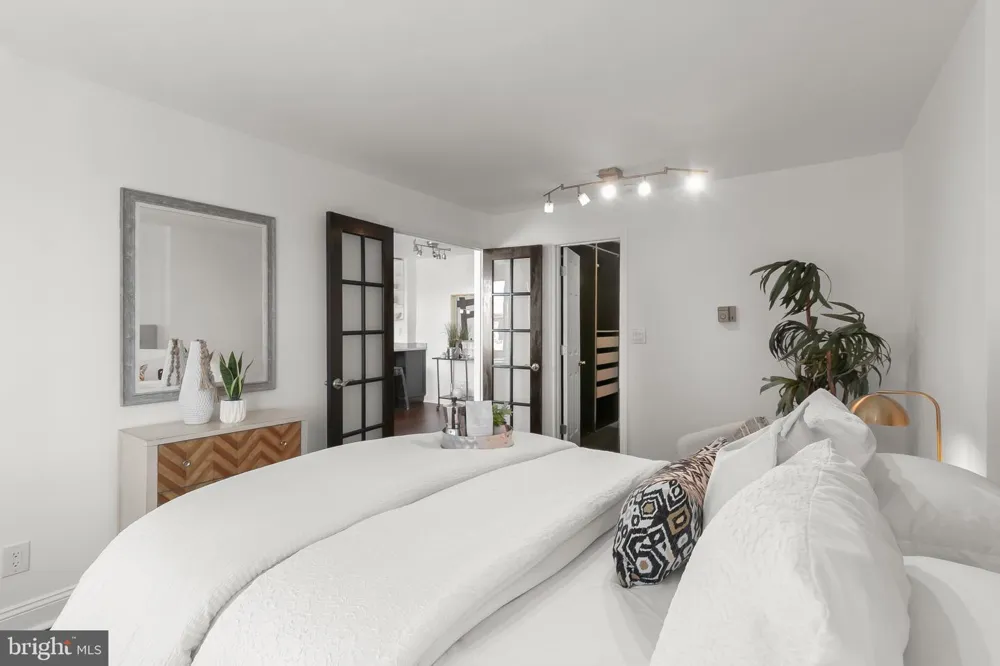 1330 NEW HAMPSHIRE AVENUE NW #1018 Washington, DC 20036