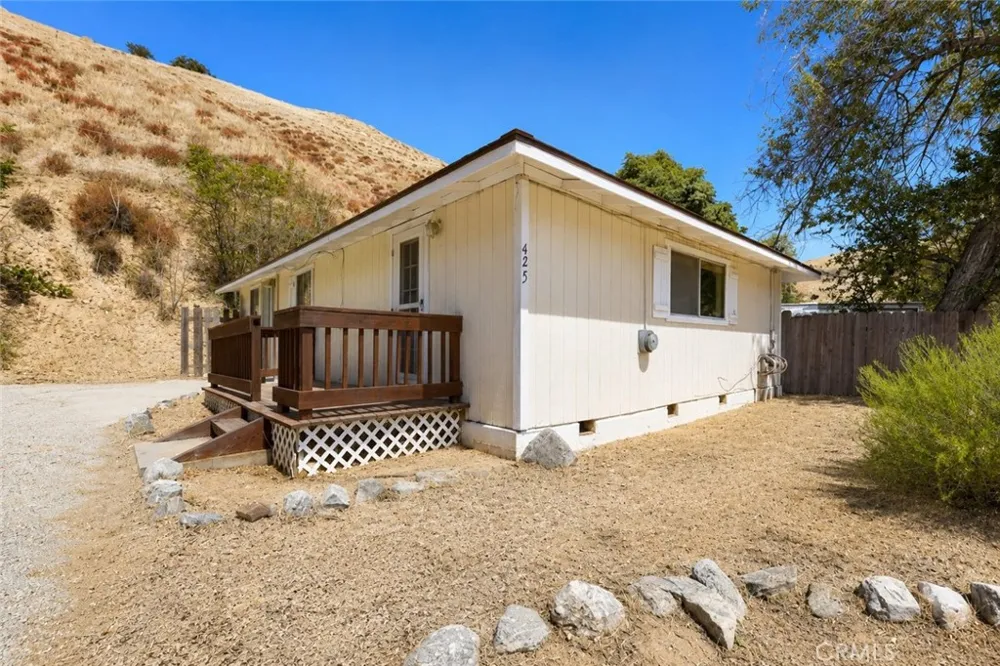 425 North Lebec, CA 93243