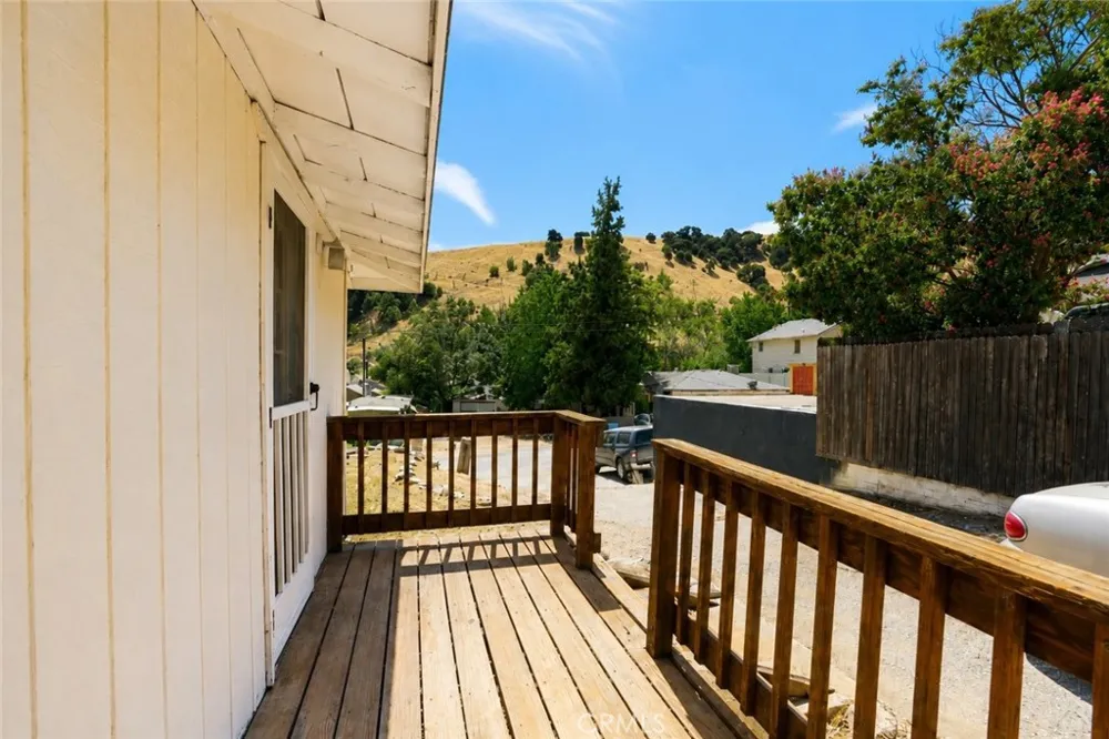 425 North Lebec, CA 93243