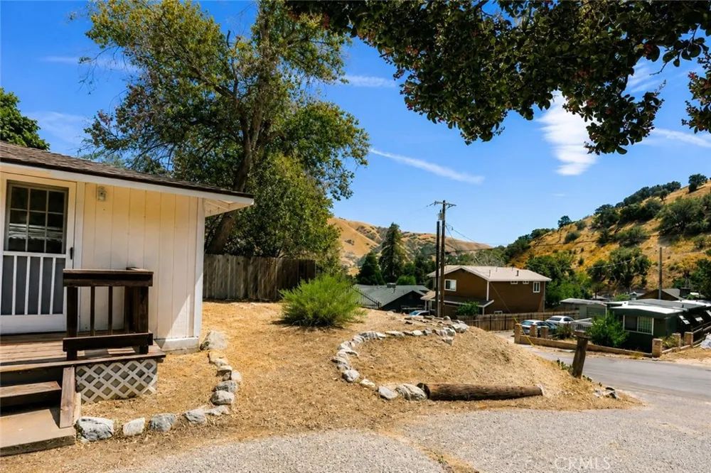 425 North Lebec, CA 93243