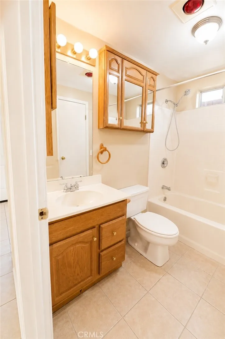 425 North Lebec, CA 93243