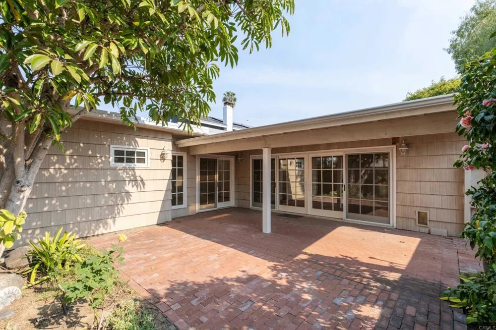 8228 Paseo del Ocaso La Jolla, CA 92037