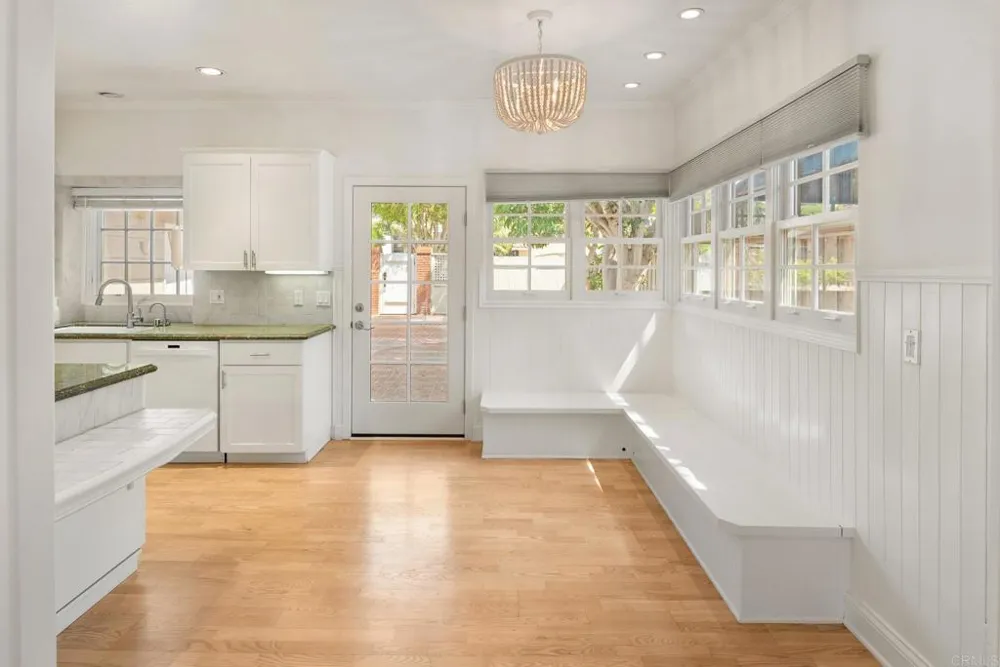8228 Paseo del Ocaso La Jolla, CA 92037