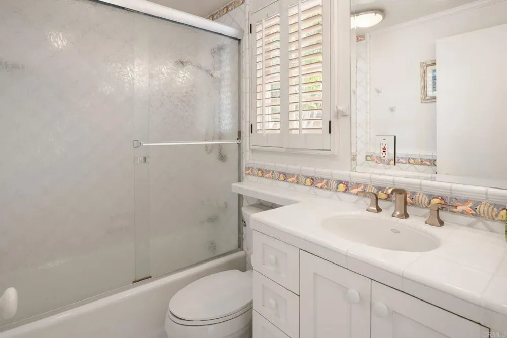 8228 Paseo del Ocaso La Jolla, CA 92037