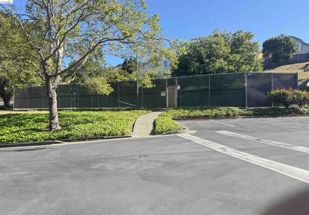 5317 RIDGEVIEW CIR El Sobrante, CA 94803