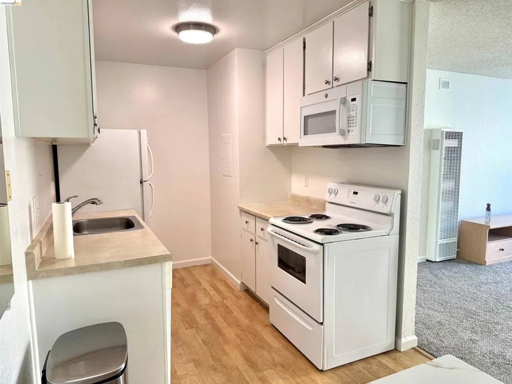 5317 RIDGEVIEW CIR El Sobrante, CA 94803