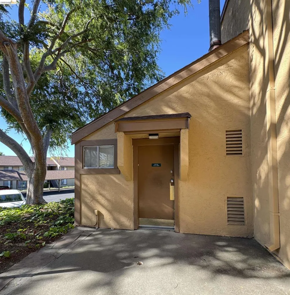 5317 RIDGEVIEW CIR El Sobrante, CA 94803