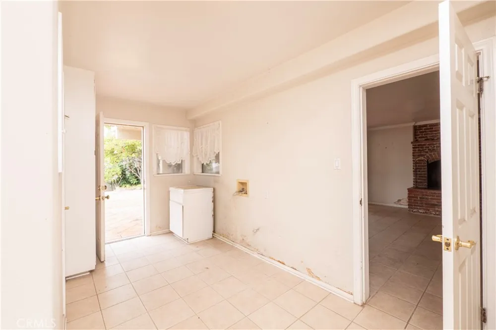 2913 Montezuma Alhambra, CA 91803