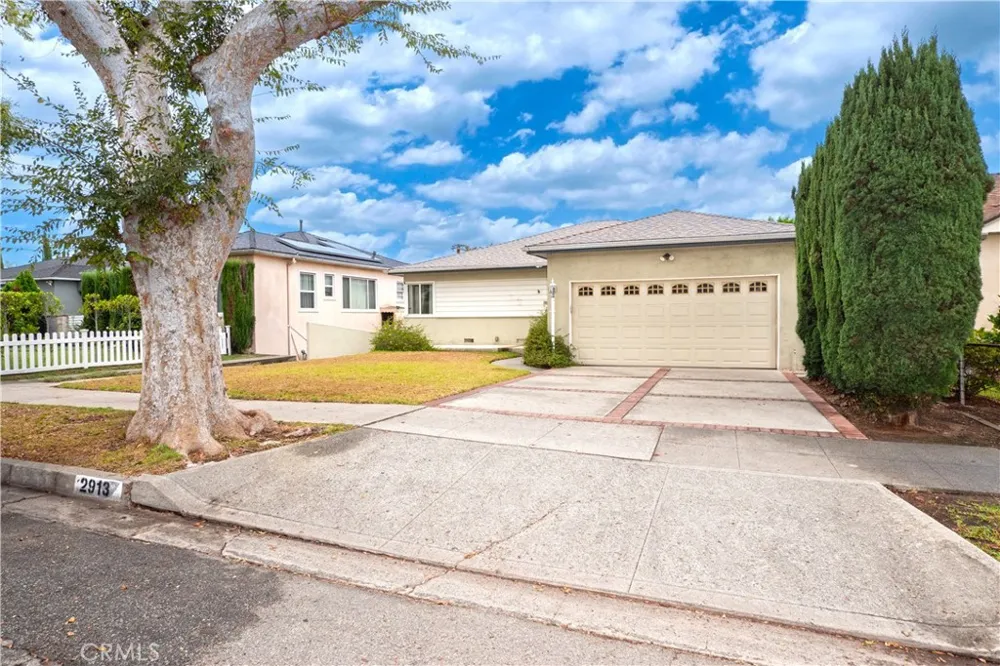 2913 Montezuma Alhambra, CA 91803