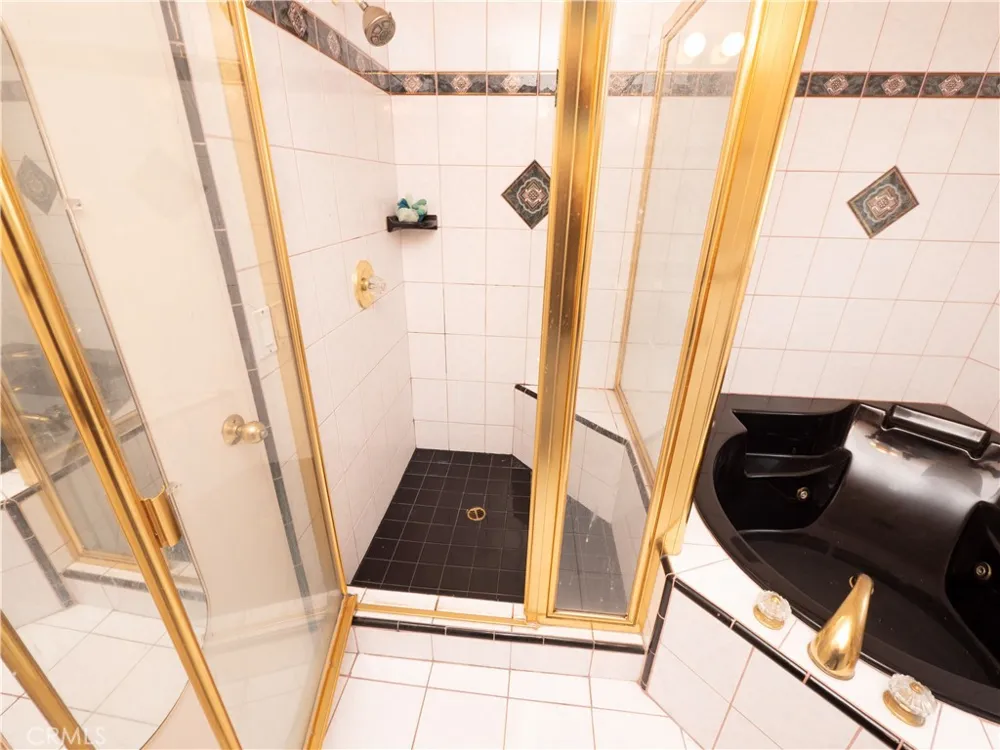 2913 Montezuma Alhambra, CA 91803