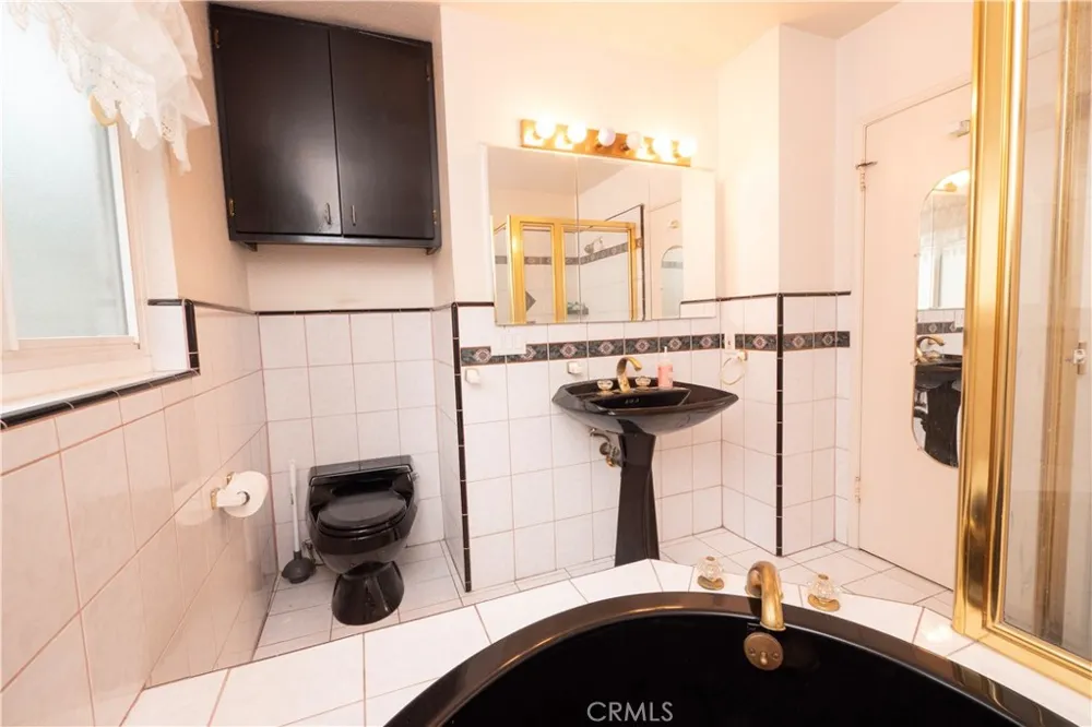 2913 Montezuma Alhambra, CA 91803