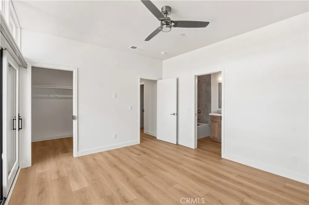 215 Oceanside Blvd #1 Oceanside, CA 92054