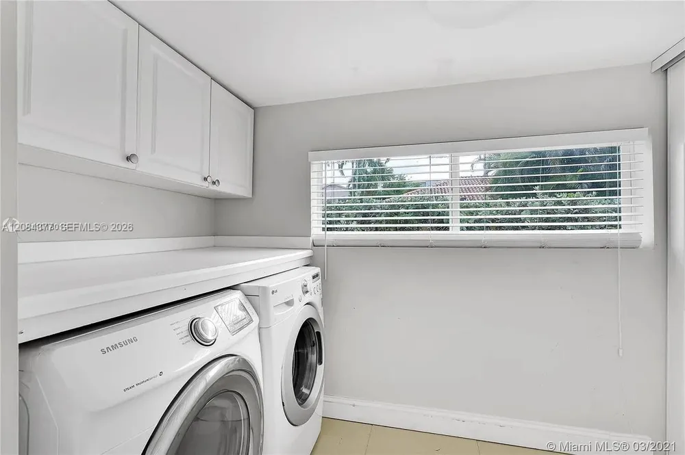 375 SW 20th Rd #1 Miami, FL 33129