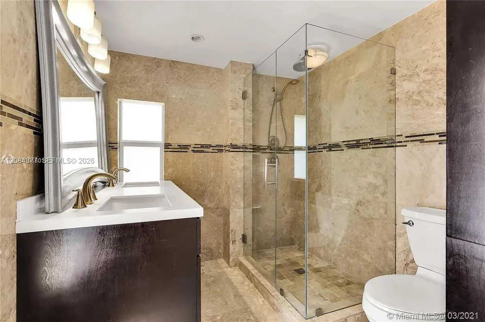 375 SW 20th Rd #1 Miami, FL 33129