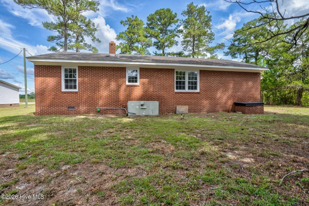 2256 Acorn Hill Road Tarboro, NC 27886