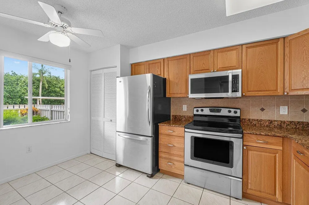 6112 Huntwick Terrace #102 Delray Beach, FL 33484