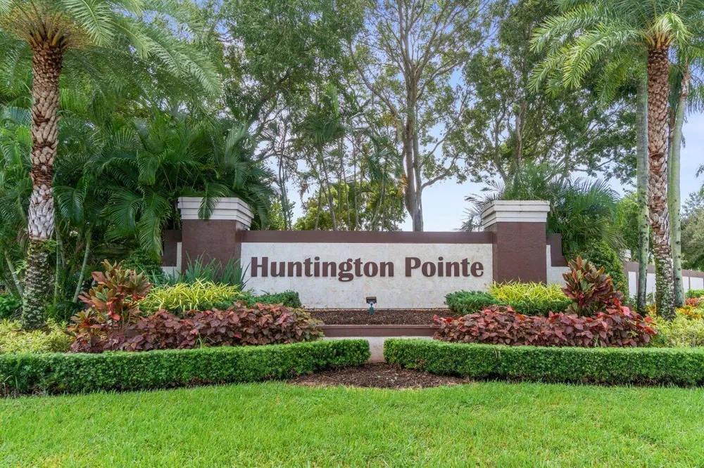 6112 Huntwick Terrace #102 Delray Beach, FL 33484