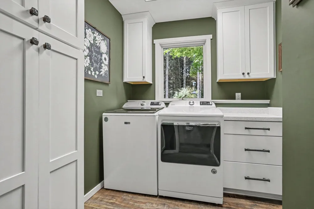 8701 W F AVENUE Kalamazoo, MI 49009