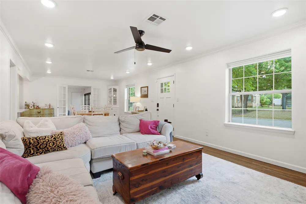 2834 E 21st Place Tulsa, OK 74114