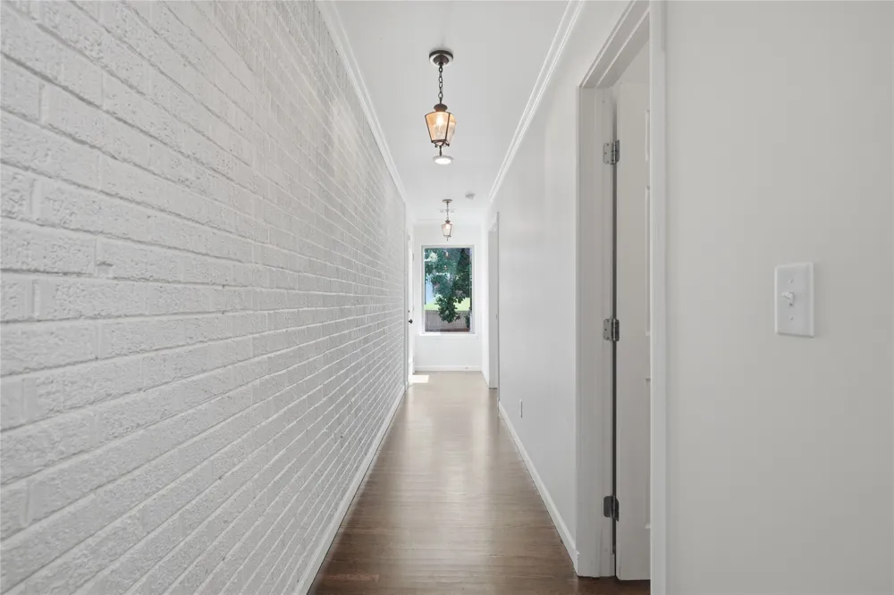 2834 E 21st Place Tulsa, OK 74114