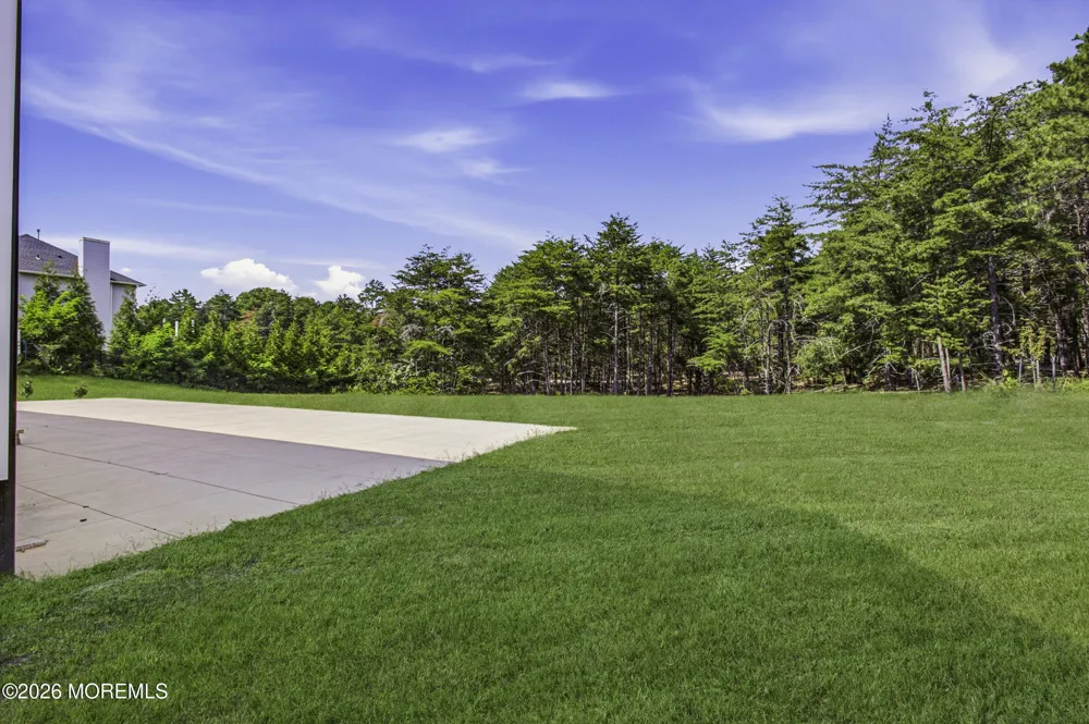 756 Dorathys Lane Jackson, NJ 08527