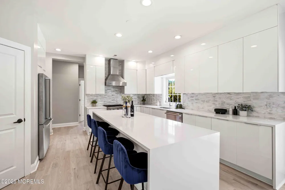 756 Dorathys Lane Jackson, NJ 08527