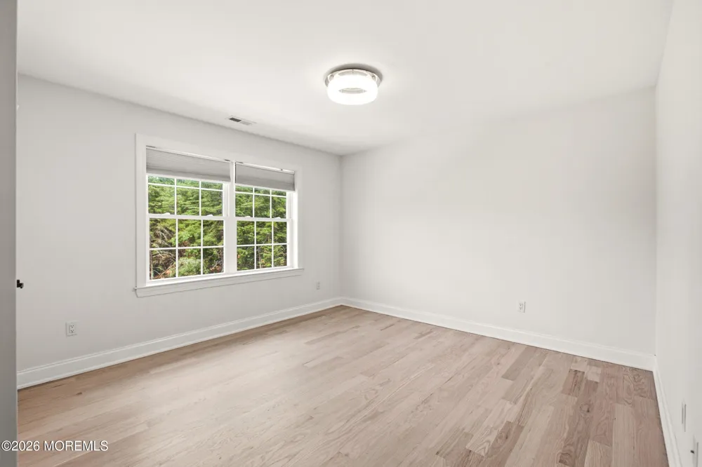 756 Dorathys Lane Jackson, NJ 08527