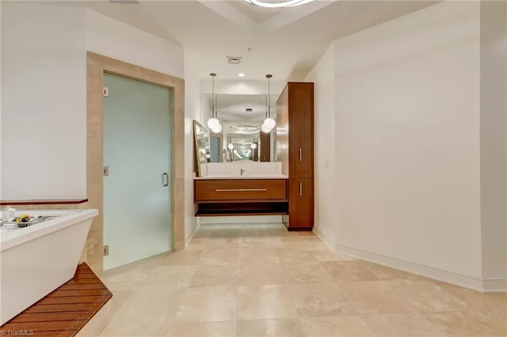 201 Elm Street #1601 Greensboro, NC 27401