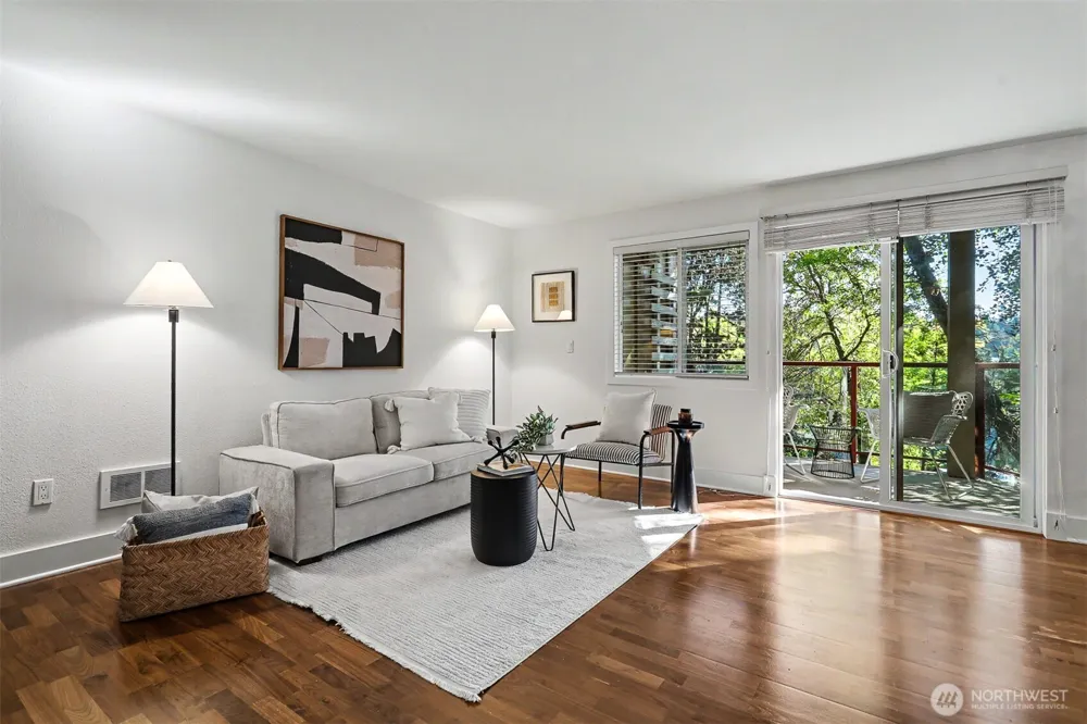 11052 NE 33rd Place #A4 Bellevue, WA 98004