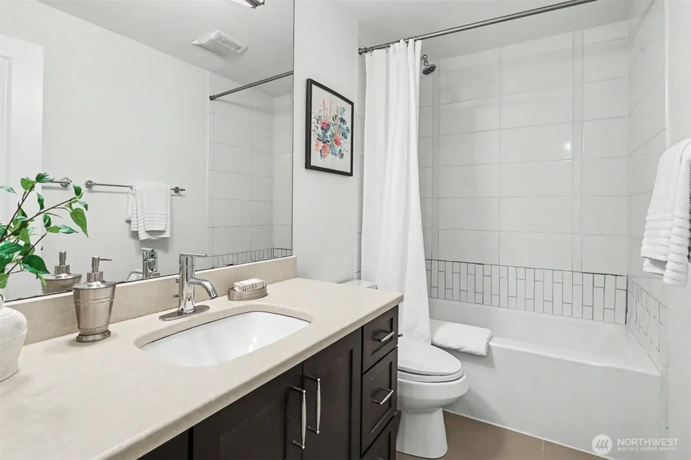 11052 NE 33rd Place #A4 Bellevue, WA 98004