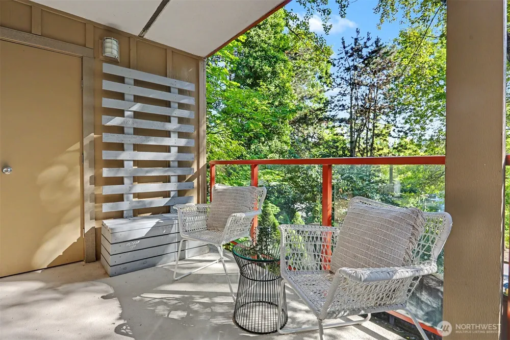 11052 NE 33rd Place #A4 Bellevue, WA 98004