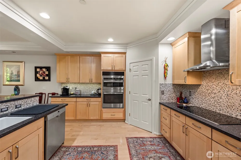1805 134th Avenue SE #10 Bellevue, WA 98005