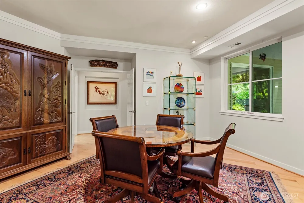 1805 134th Avenue SE #10 Bellevue, WA 98005