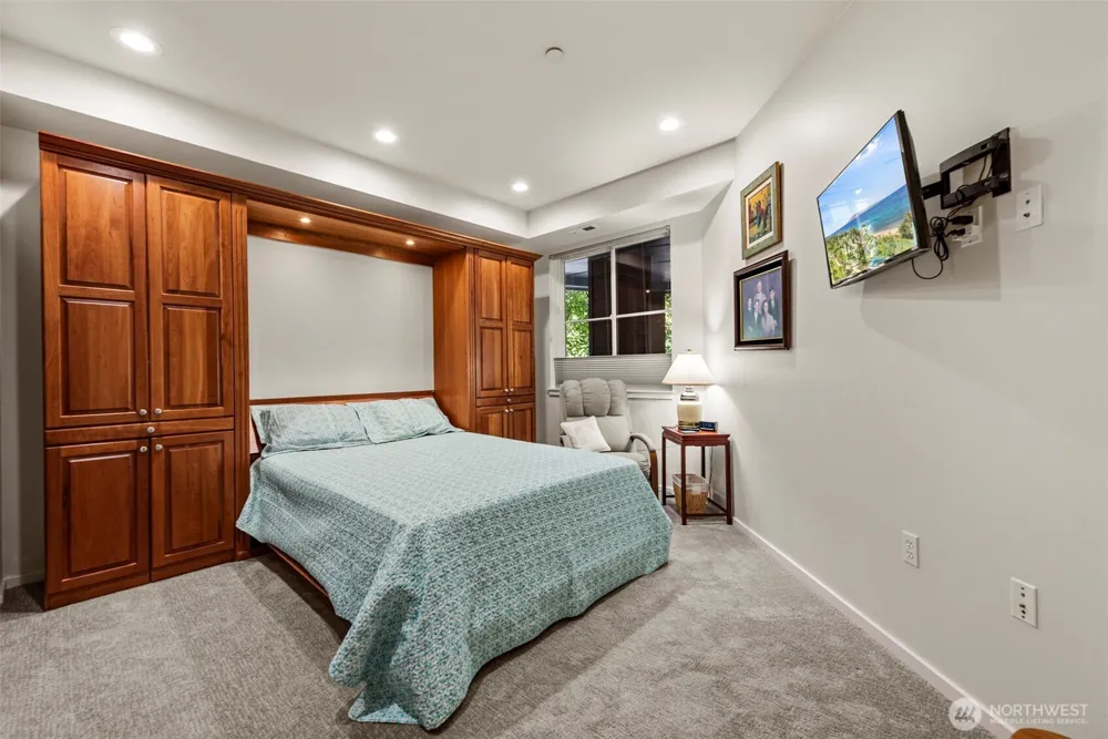 1805 134th Avenue SE #10 Bellevue, WA 98005