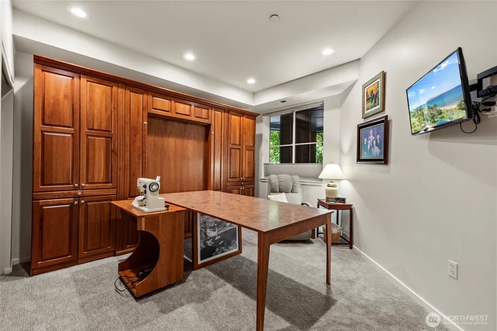 1805 134th Avenue SE #10 Bellevue, WA 98005