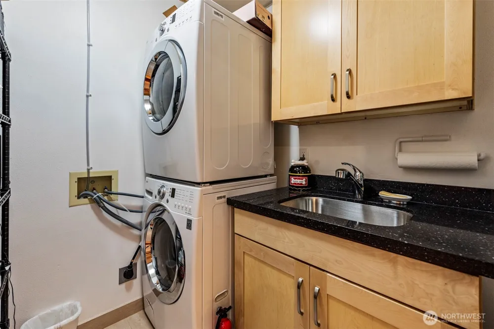 1805 134th Avenue SE #10 Bellevue, WA 98005