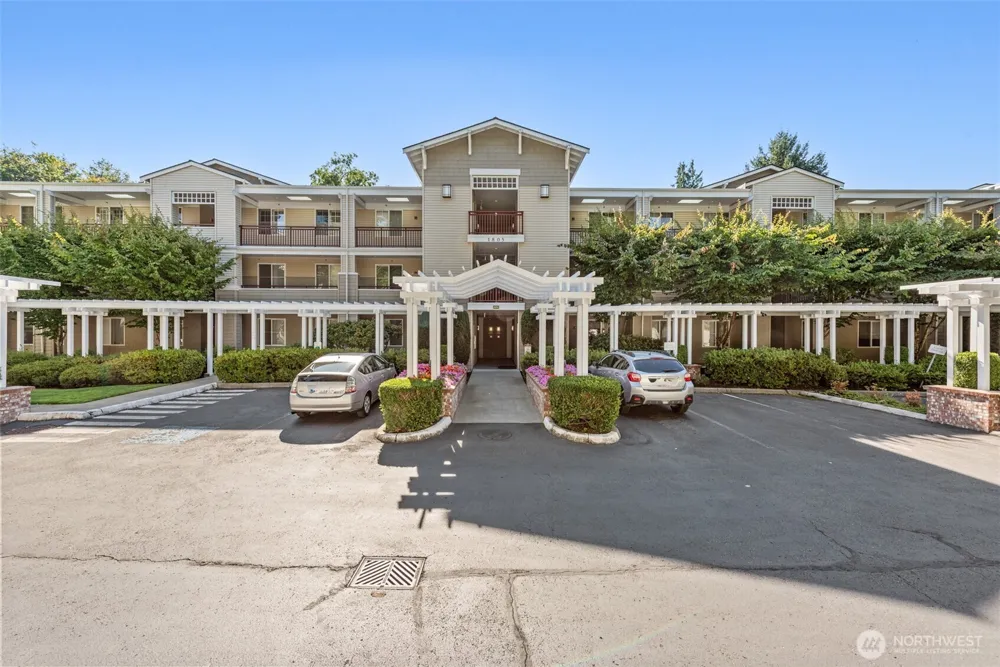 1805 134th Avenue SE #10 Bellevue, WA 98005
