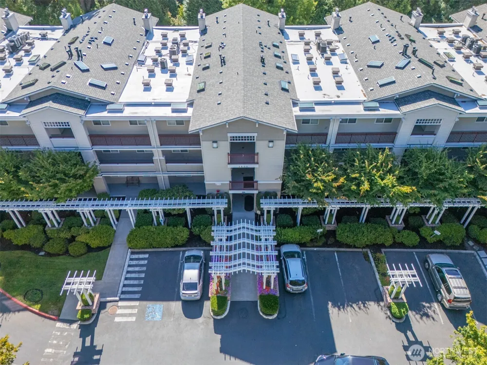 1805 134th Avenue SE #10 Bellevue, WA 98005