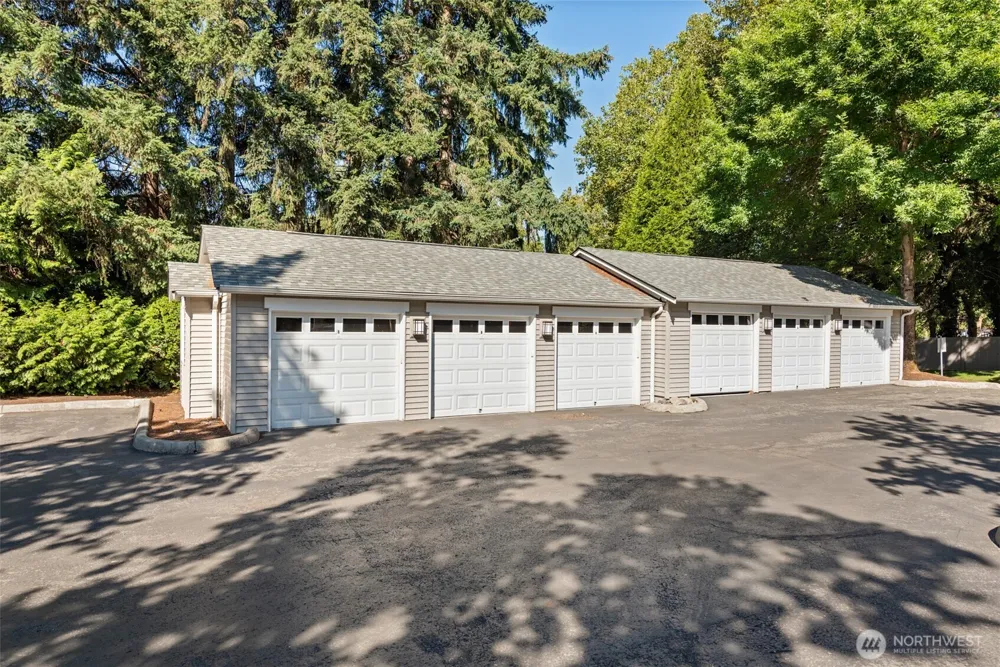 1805 134th Avenue SE #10 Bellevue, WA 98005